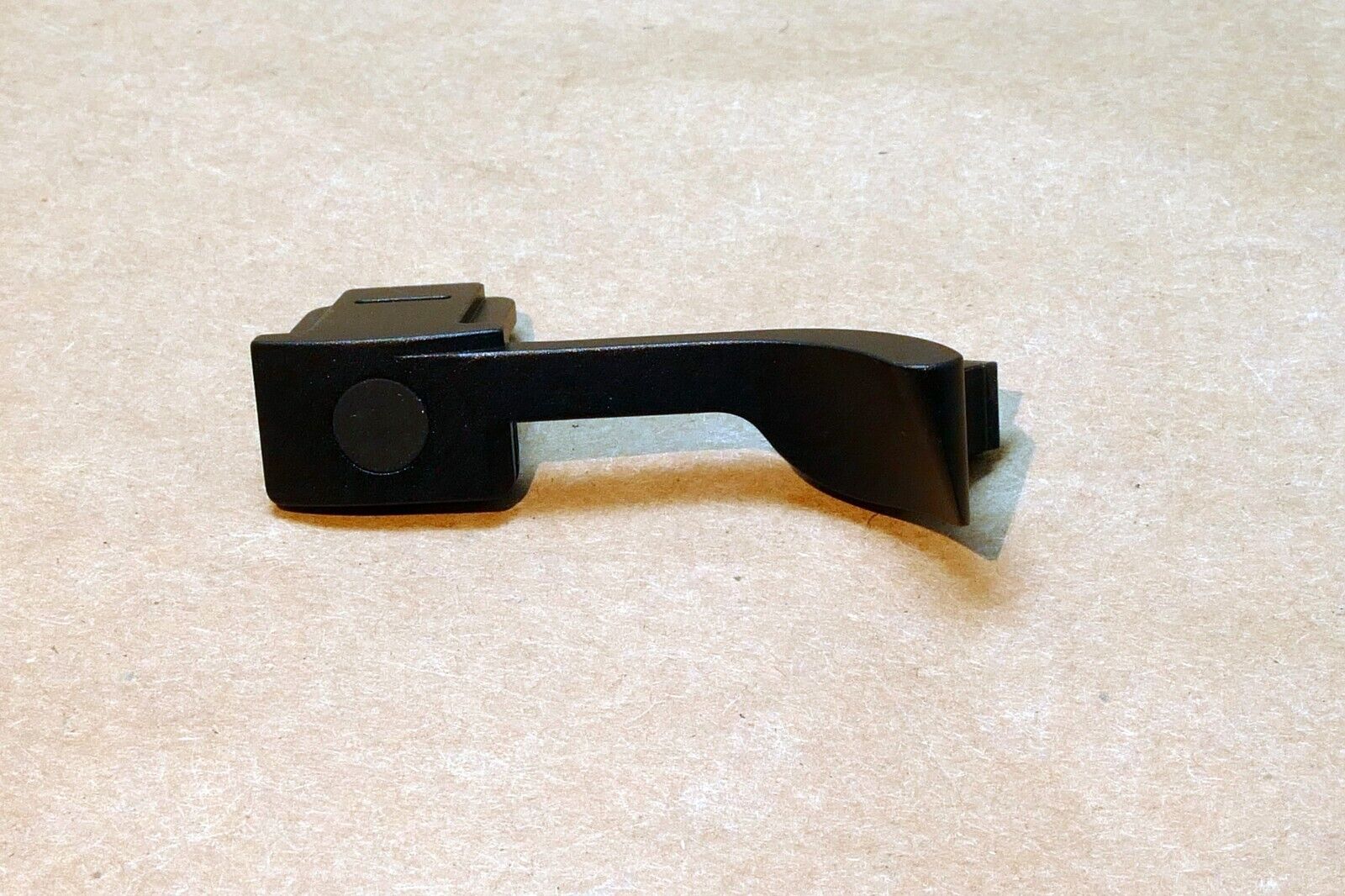 Black Aluminum Metal Hot Shoe Thumb Up Rest for Fuji camera X100