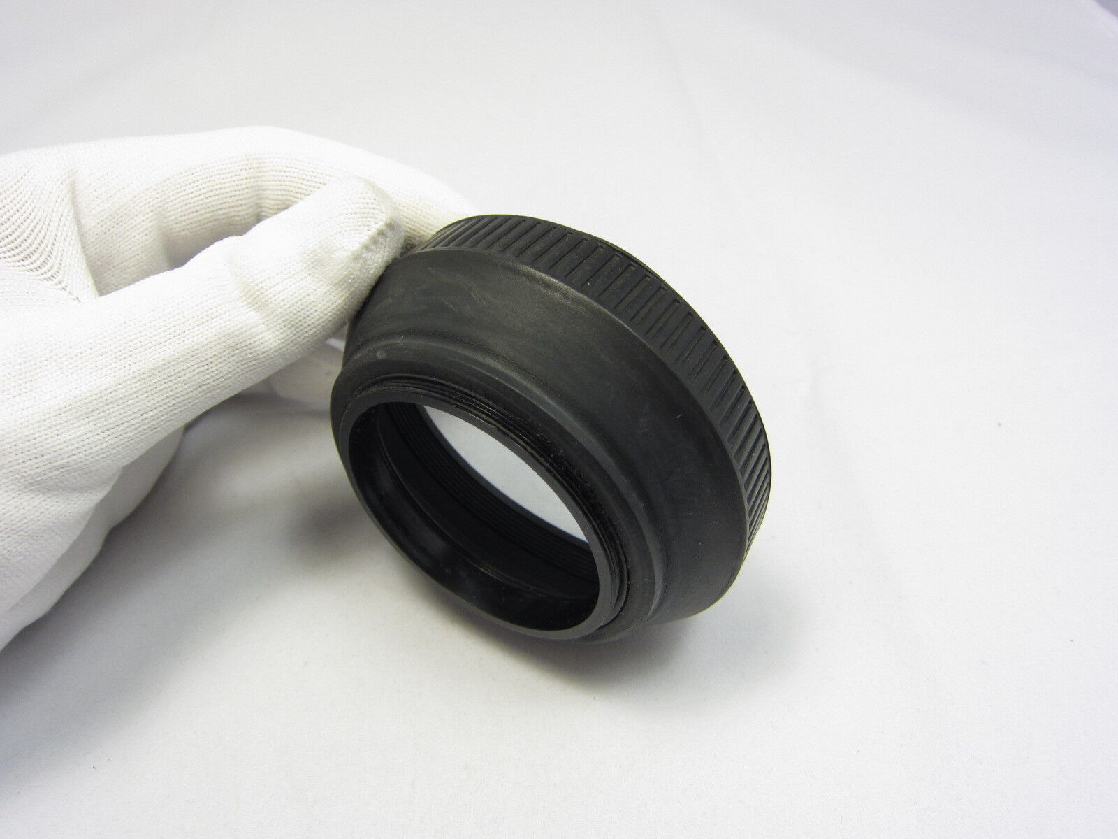 Used Unknown Brand 52mm Collapsible Rubber screw in Lens Hood N102038