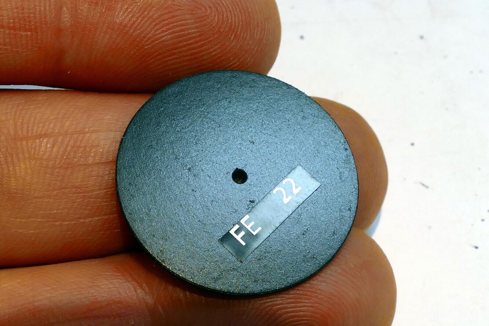 Lensbaby Lens aperture disc f22