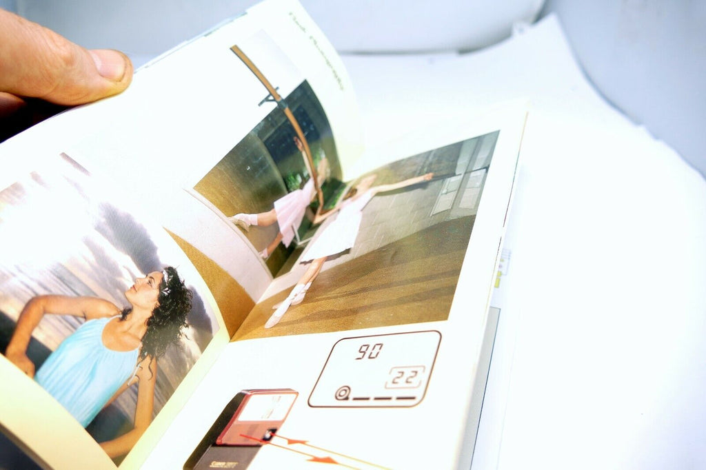 Canon T70 camera Sales Brochure Guide English New Vision Photography  1984