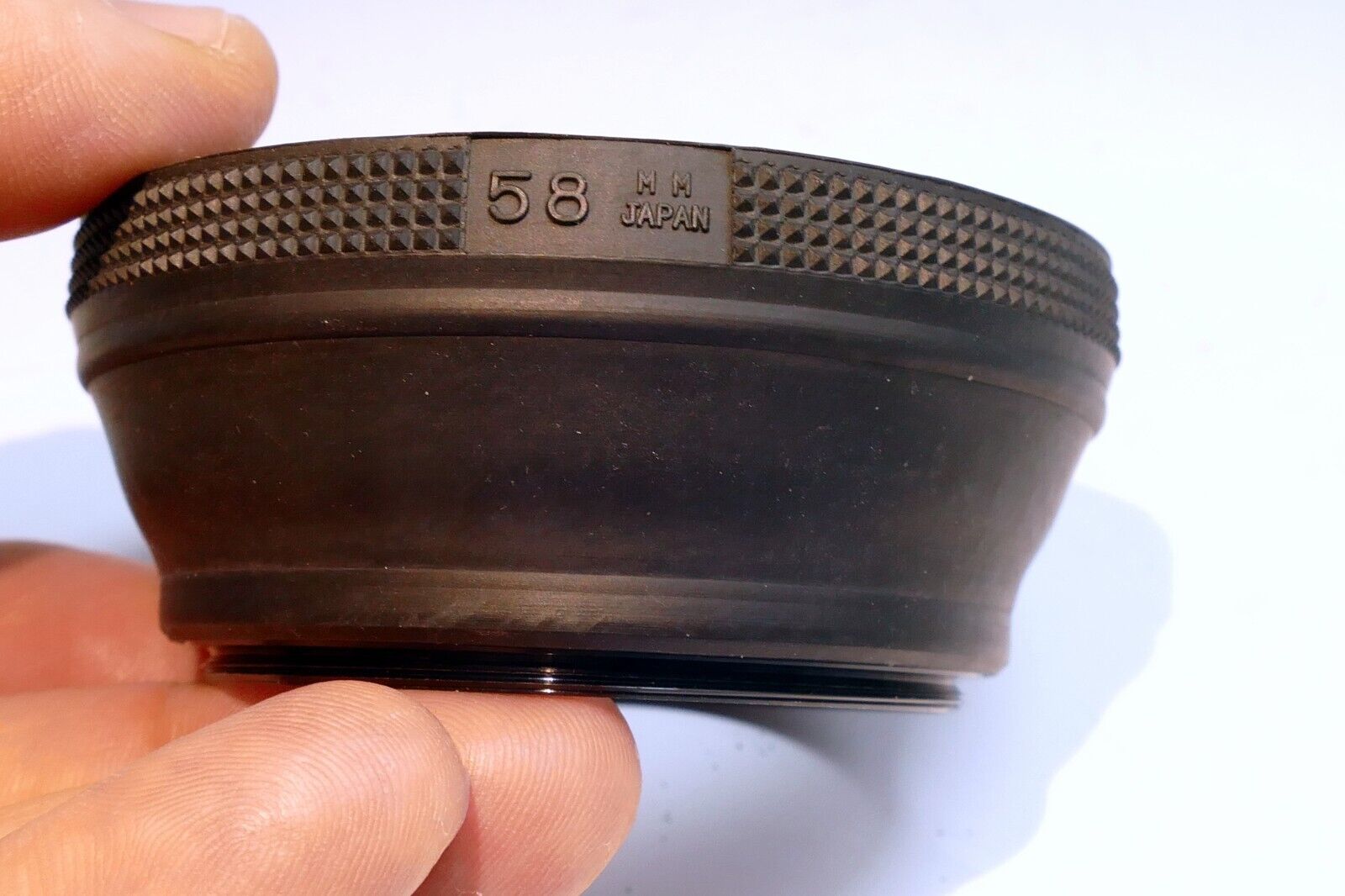 58mm Rubber  Lens Hood Shade Double threaded for 57mm f1.4