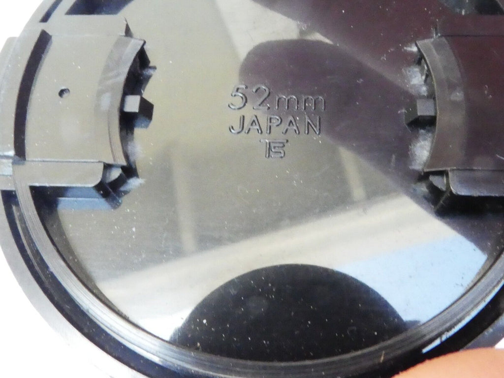Vivitar 52mm Front  Lens cap plastic snap on type