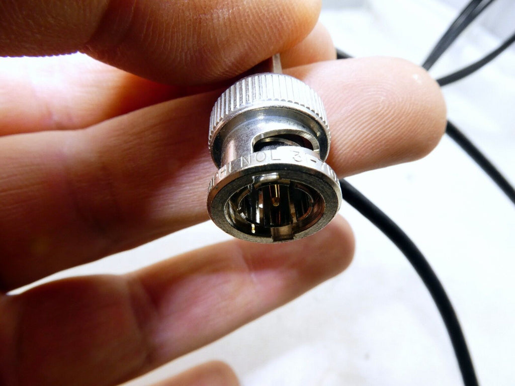Amphenol 31-71033 BNC MALE to MALE plug jumper pigtail video cable Coaxial 3-5 '