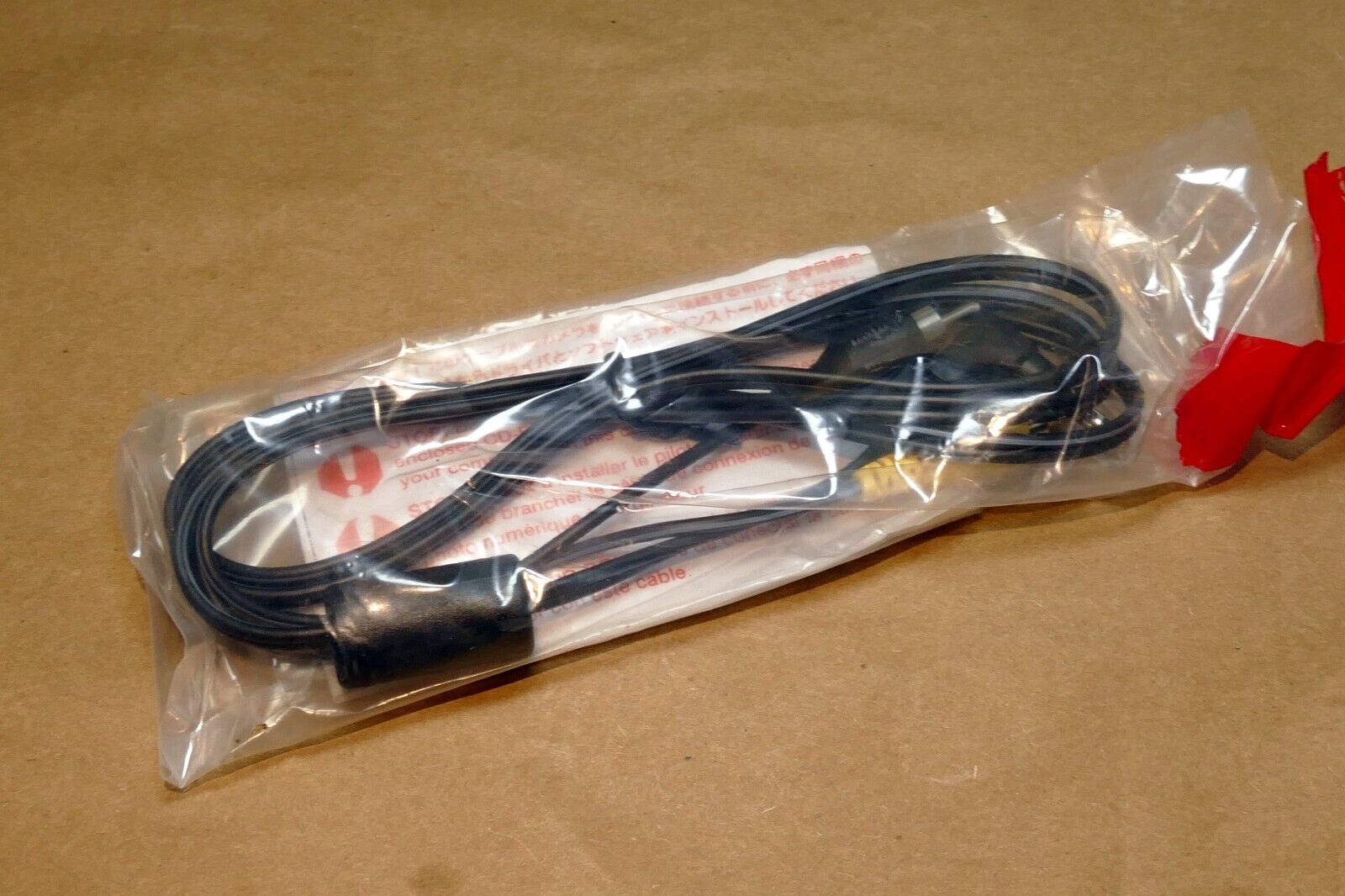 Canon 3.5mm Video RCA Cable for Canon PowerShot Cameras Mono RCA Video audio