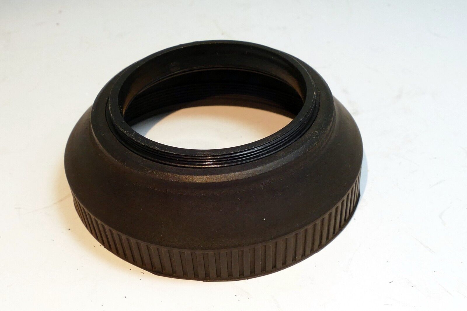 52mm Lens Hood Shade rubber threaded screw in for 50mm f1.8 normal lenses