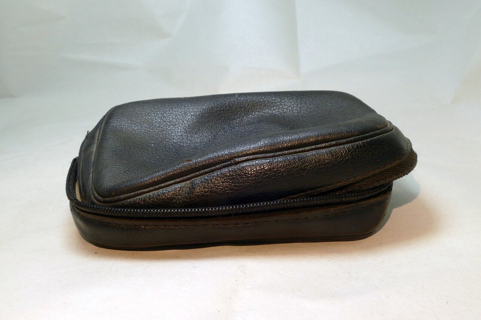 Konica camera soft case 3X5X1.5" small for C35 camera