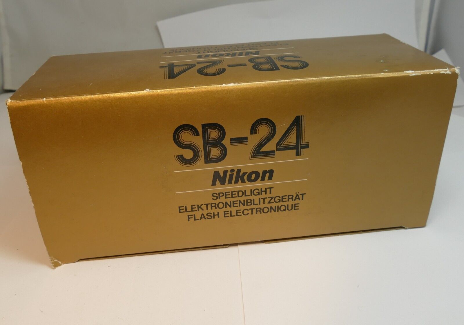 Empty Box for  Nikon SB-24 Speedlight Flash  -  ( an empty box only)