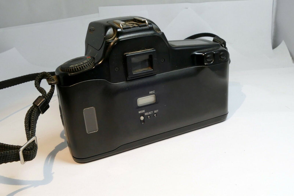 Canon EOS REBEL S EF SLR Film Camera Body Only - tested works good