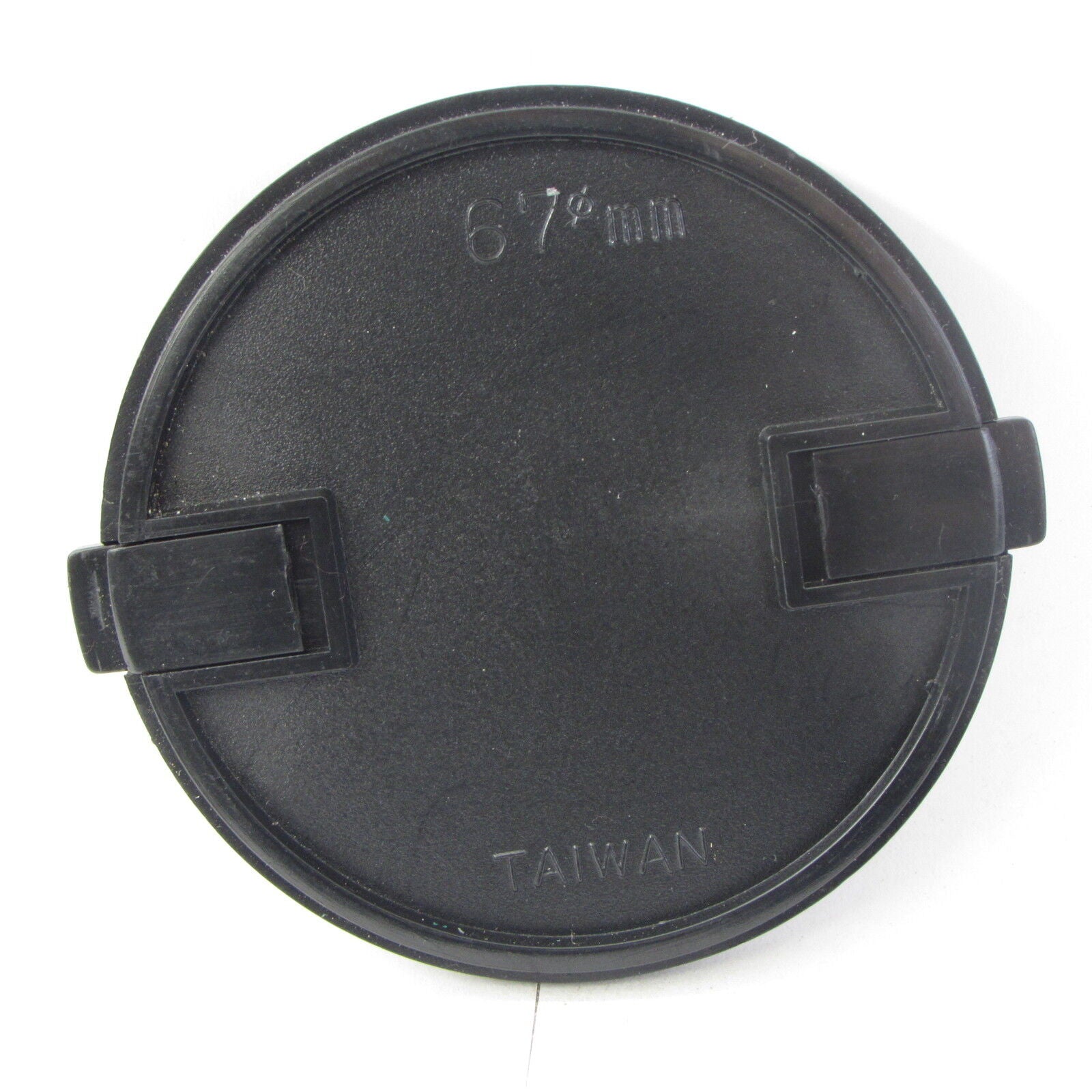 Black  67mm Lens Front Cap Made in Taiwan S211635