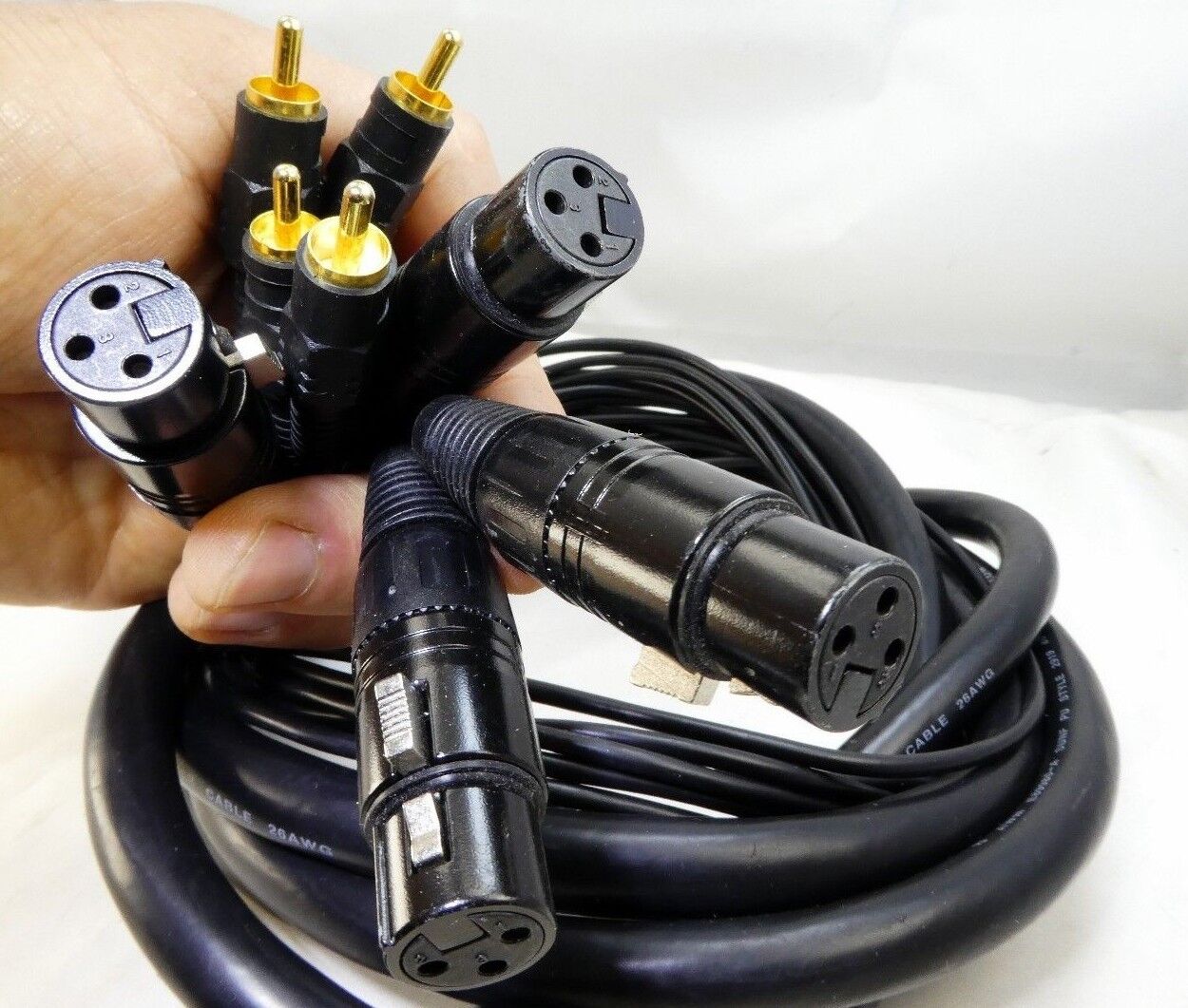 AWM E89980-A SUNF PU STYLE 2919 LOW VOLTAGE COMPUTER CABLE 26AWG 4 XLR Video