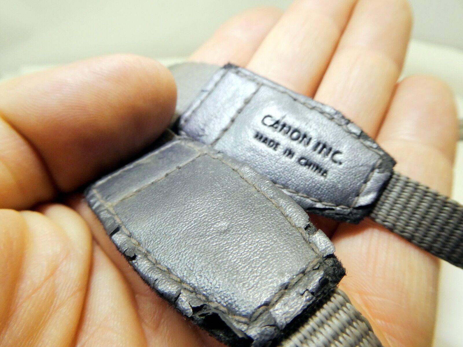 Canon Powershot Gray 2cm wide Camera Neck Shoulder Strap Genuine Original