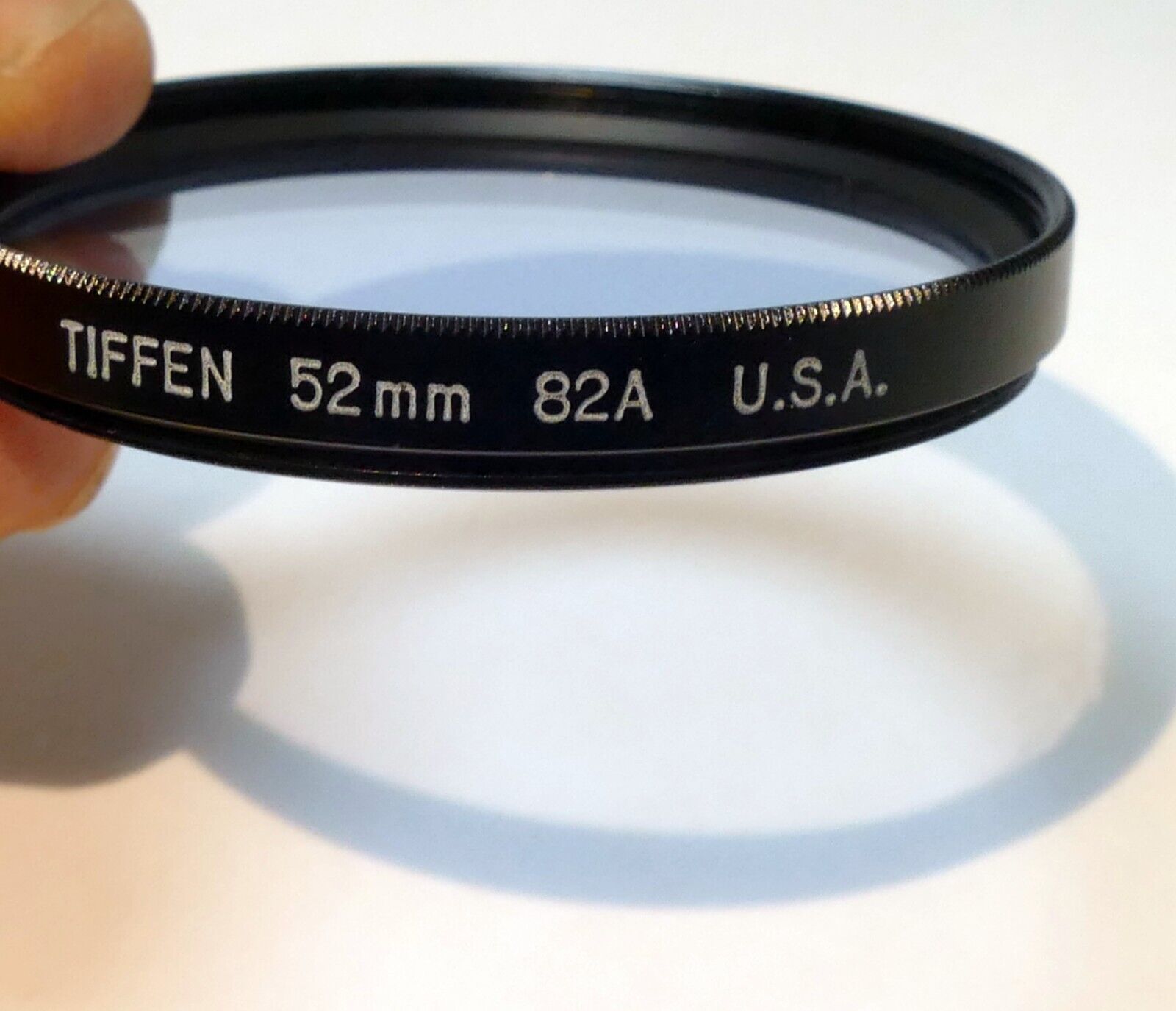 TIFFEN 52mm Filter 82A  made in USA increase by 200K to 3200K