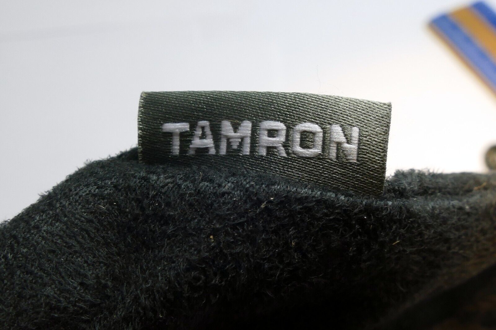Tamron LP-1221 Lens Soft Pouch Case for 20-40mm f2.8 24-70mm 28-75mm 11-20mm Di
