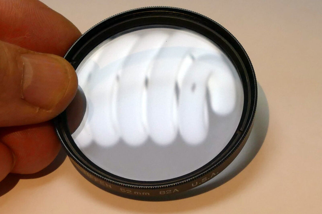 TIFFEN 52mm Filter 82A  made in USA increase by 200K to 3200K