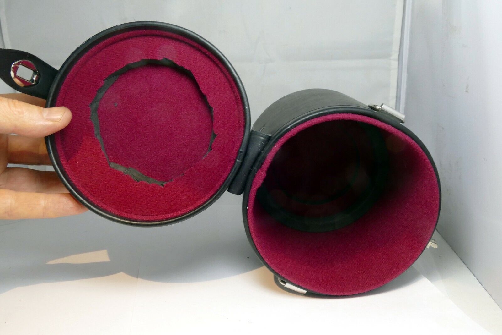Nikon CL-74 Lens Hard Case (for 28-70mm f2.8D AF-S) Genuine OEM