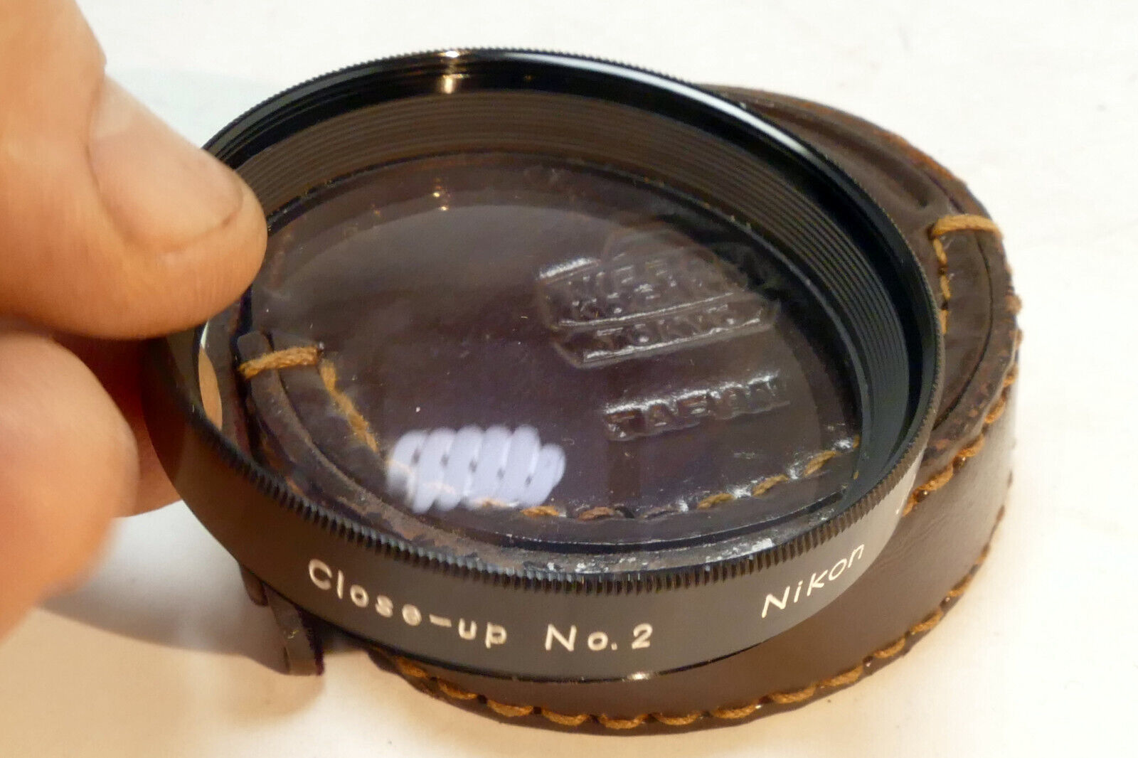 Nikon No. 2 52mm MACRO CLOSE UP LENS  3.0 Diopter attachment w/ case