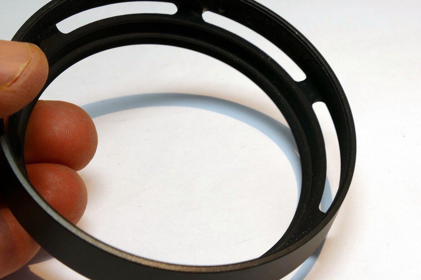 72mm  Lens Hood Shade threaded   metal vented