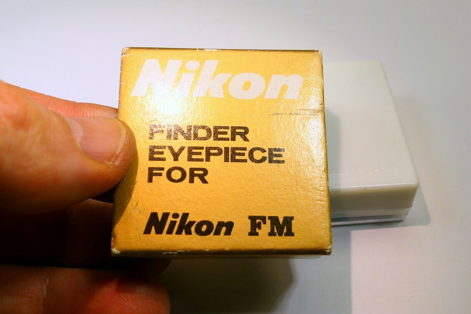 empty box with plastic case for Nikon finder eyepiece FM