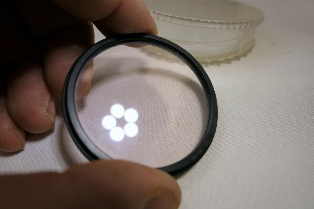 Tiffen 52mm Skylight  1A Lens filter