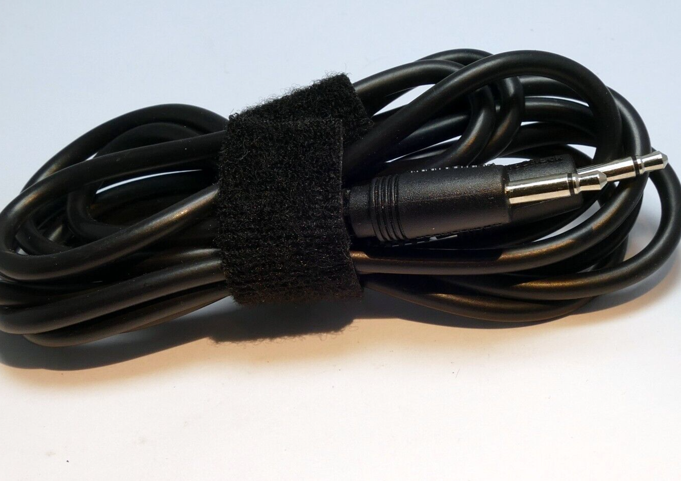 MONO Male to Male 3.5mm to 3.5mm Audio Cable 3 feet long extension