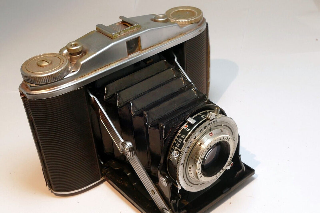Agfa-Ansco Speedex Special Folding Camera With 85mm f/4.5 Apotar Lens 4X5 medium