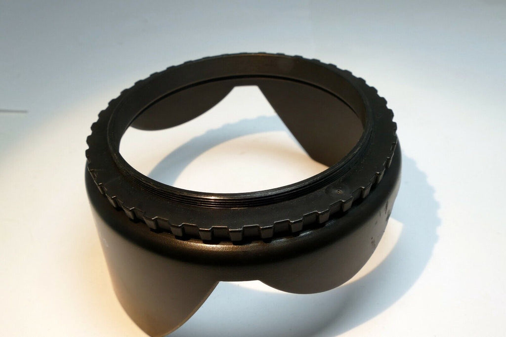 77mm plastic petal Lens Hood Shade threaded screw in type