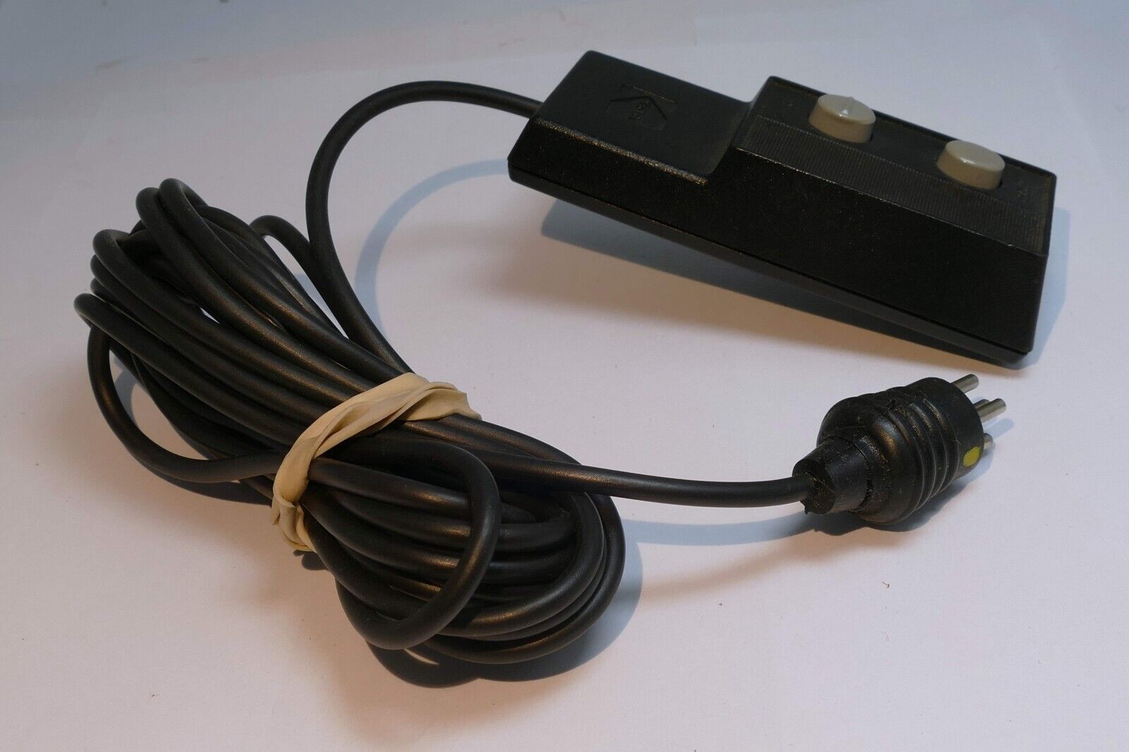 Kodak Slide Projector Wired Remote Control with Forward/Reverse 5 pin carousel
