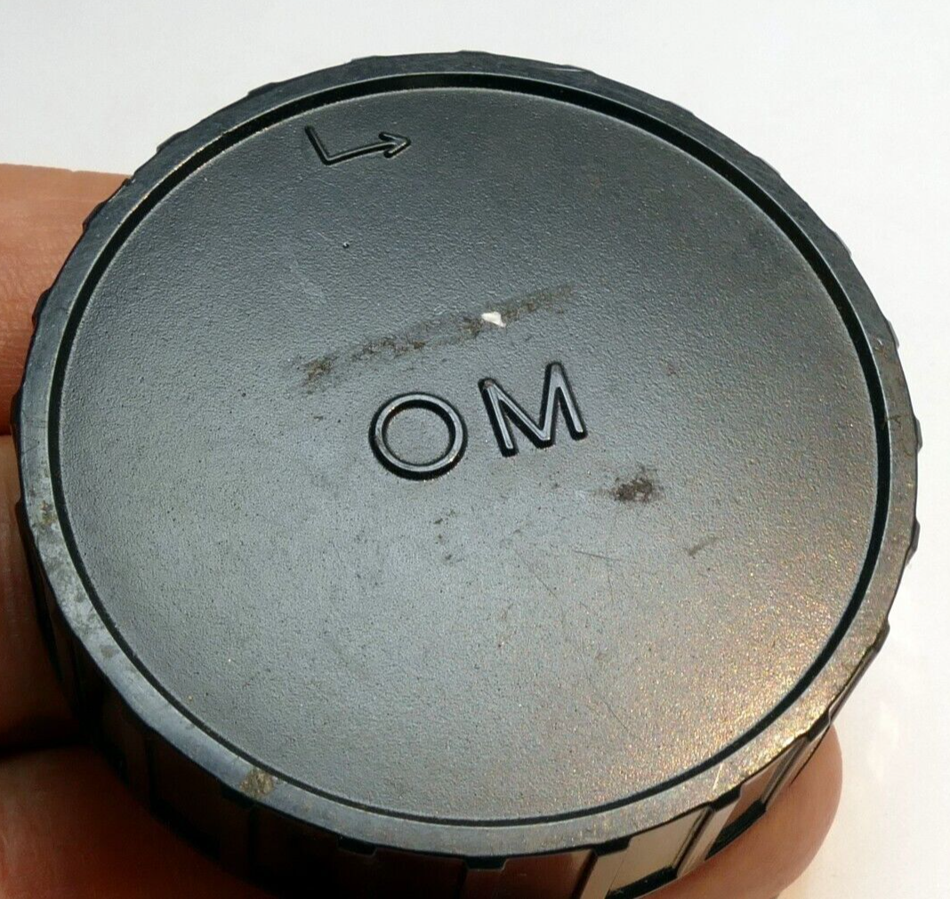 Olympus OM Rear Lens Cover Cap  manual focus 50mm f1.4 f1.8 Zuiko