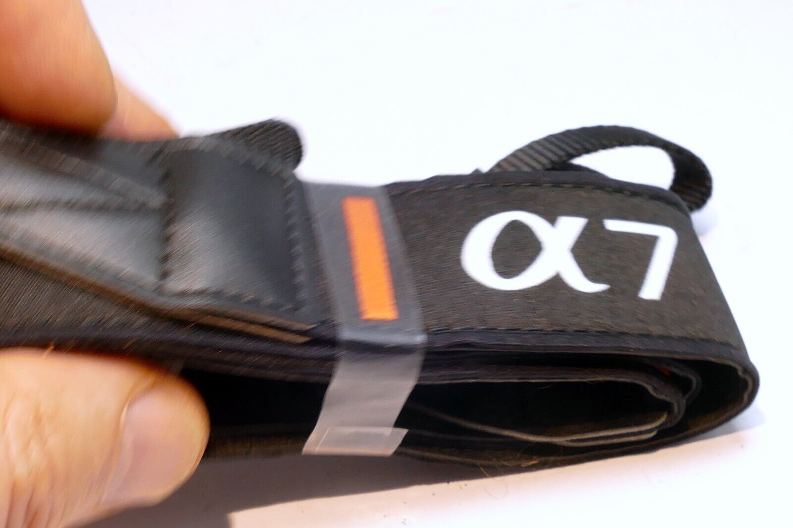 Sony Alph A7 Camera Neck Shoulder Strap 3.5cm wide - genuine OEM