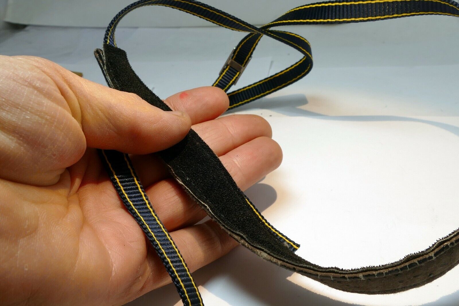 Zenza Bronica shoulder neck strap 1cm wide ETRs ETRSi 645 OEM - Missing end lugs