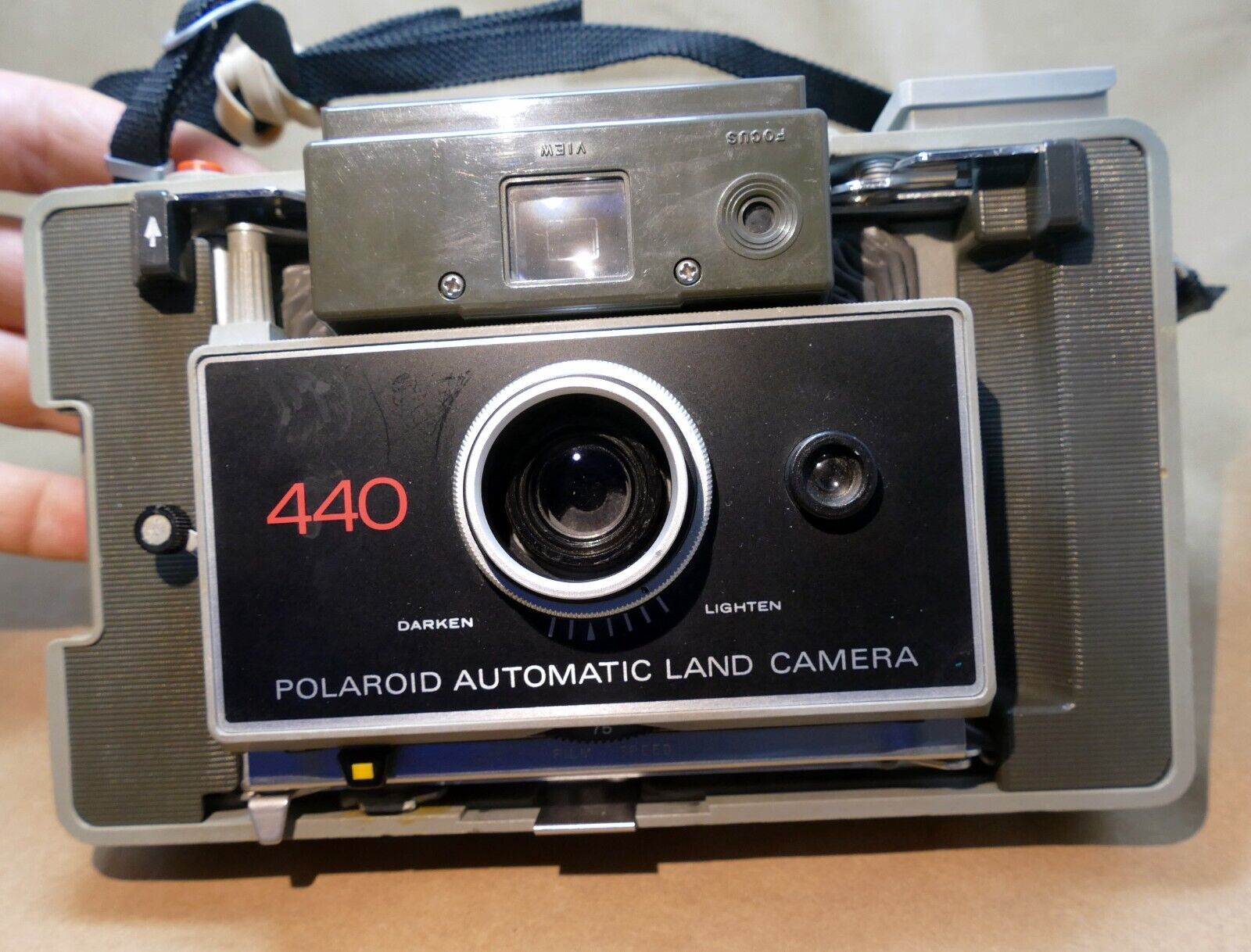 Polaroid 440 Automatic Land Camera