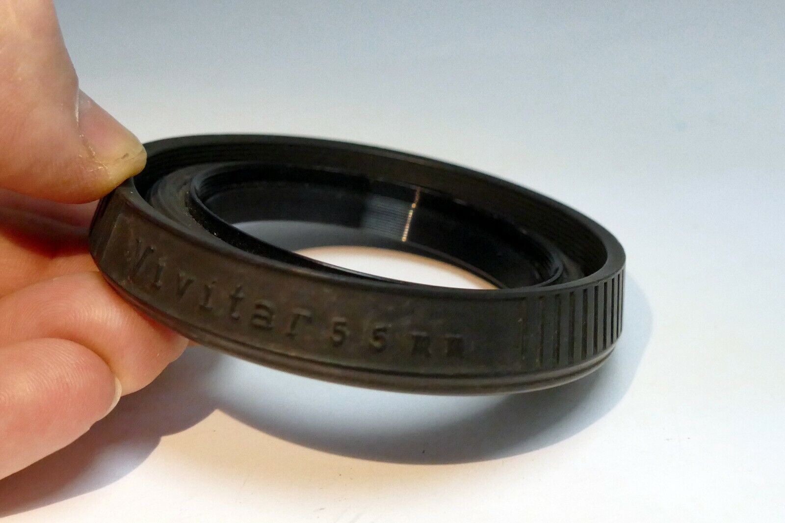 55mm rubber lens hood shade Vivitar ( hard rubber rigid )
