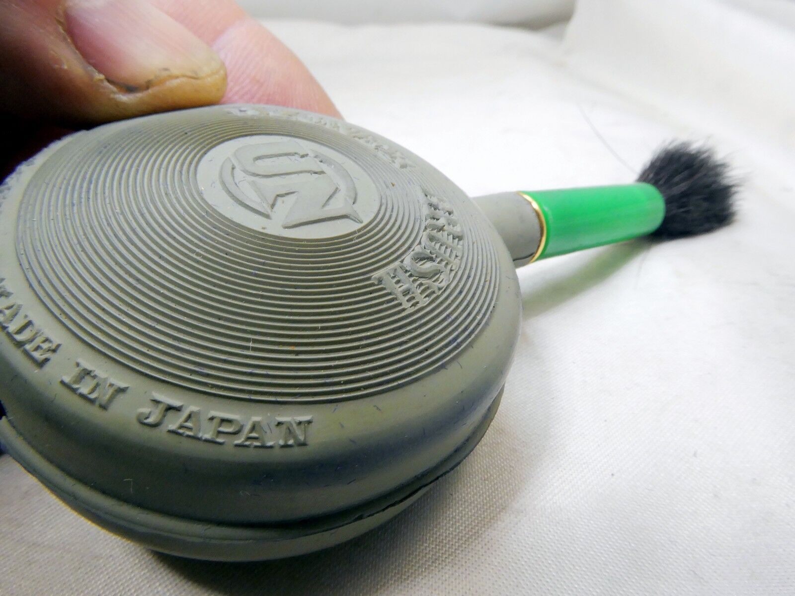 UN Lens Cleaning Brush Accessory vintage