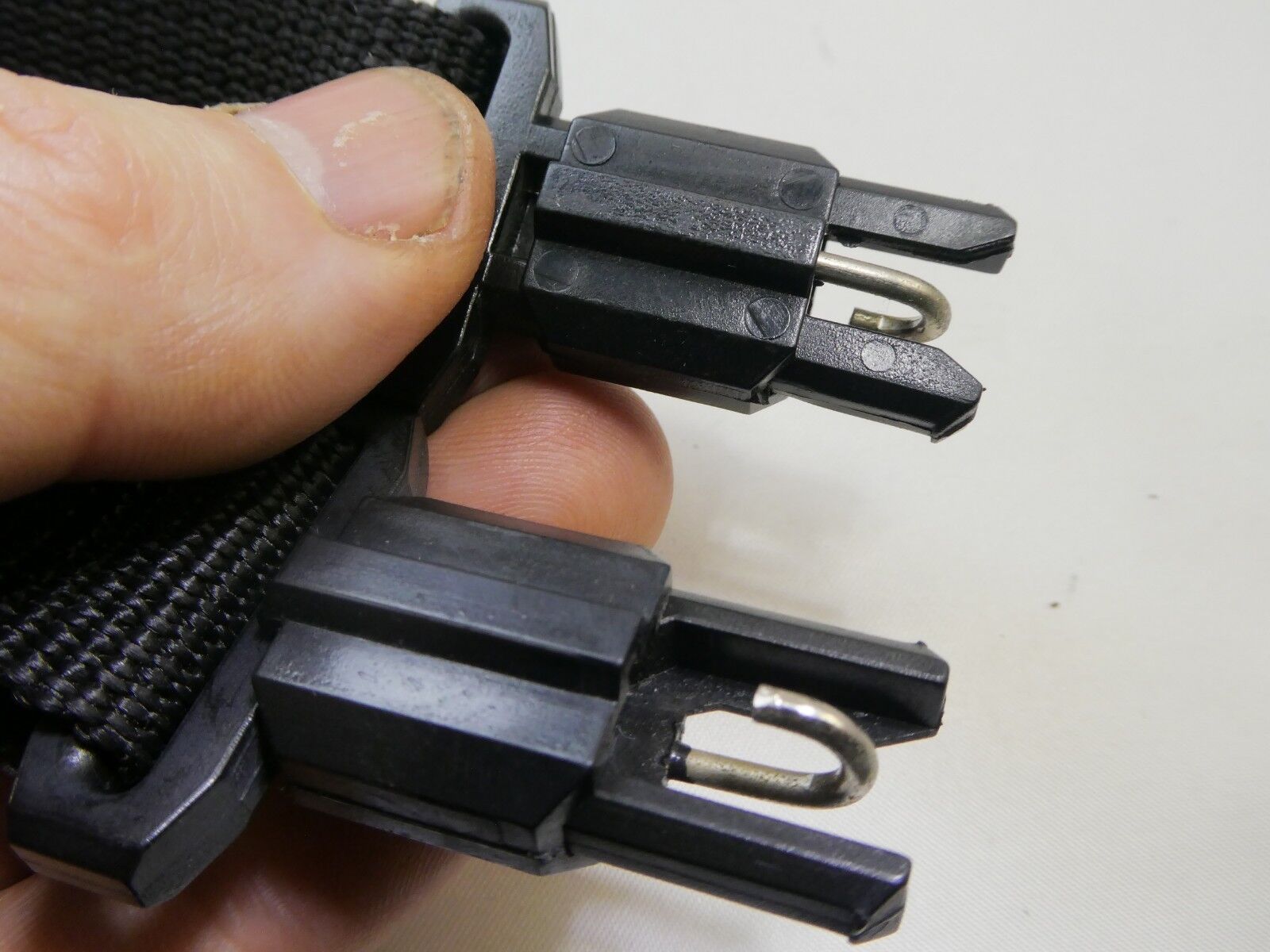 RED Neoprene Camera Neck Shoulder Strap with metal Hooks