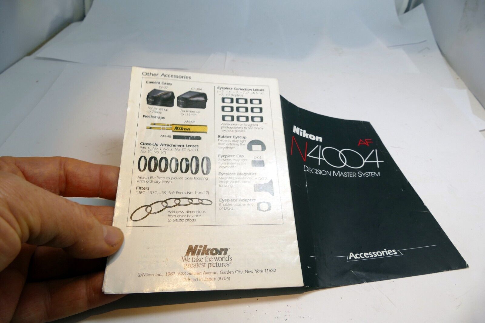 Nikon N4004 AF camera  Photo Guide Brochure accessory list
