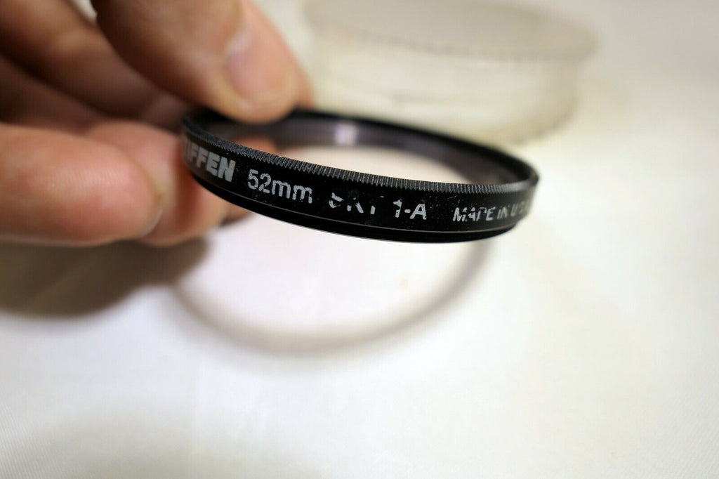 Tiffen 52mm Skylight  1A Lens filter