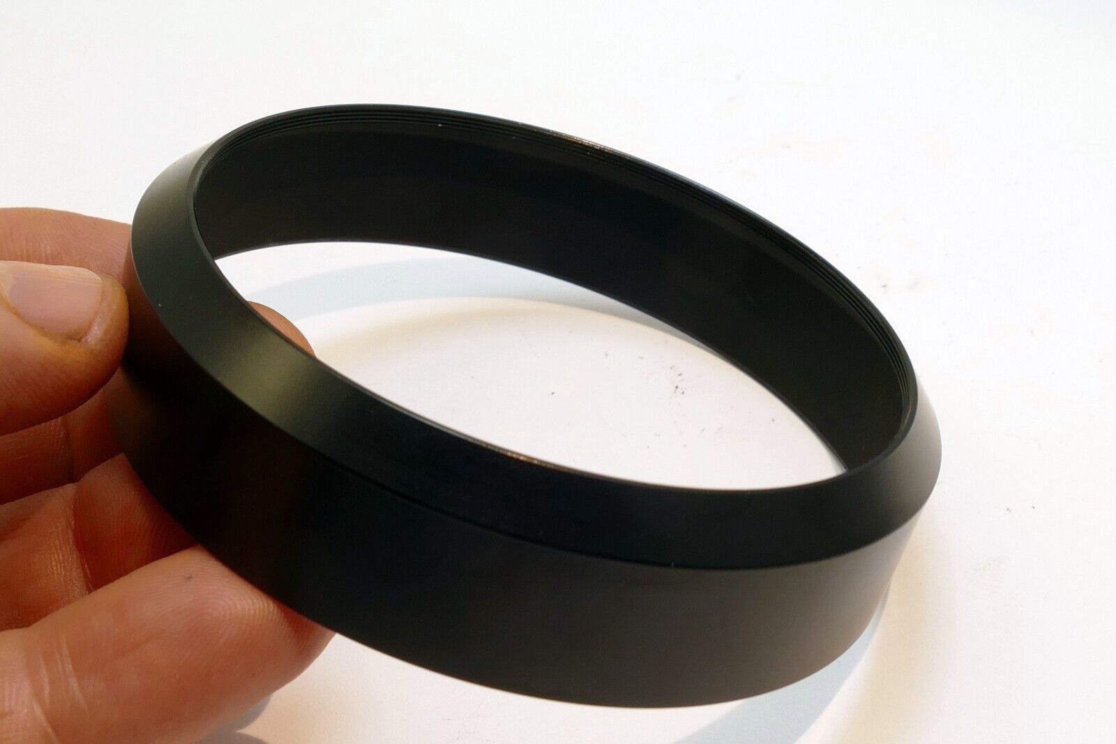 75mm ID  Lens hood shade  Female threaded metal