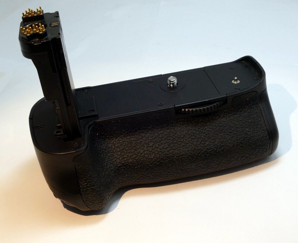 Vivitar PG-5DM IV Battery Grip for Canon EOS 5D Mark IV DSLR Camera BG-E20