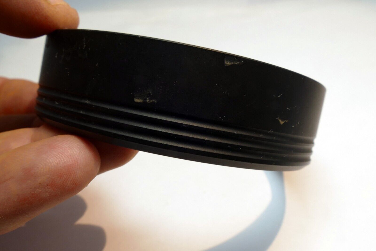 82mm  Lens Hood Shade threaded   metal with female threads