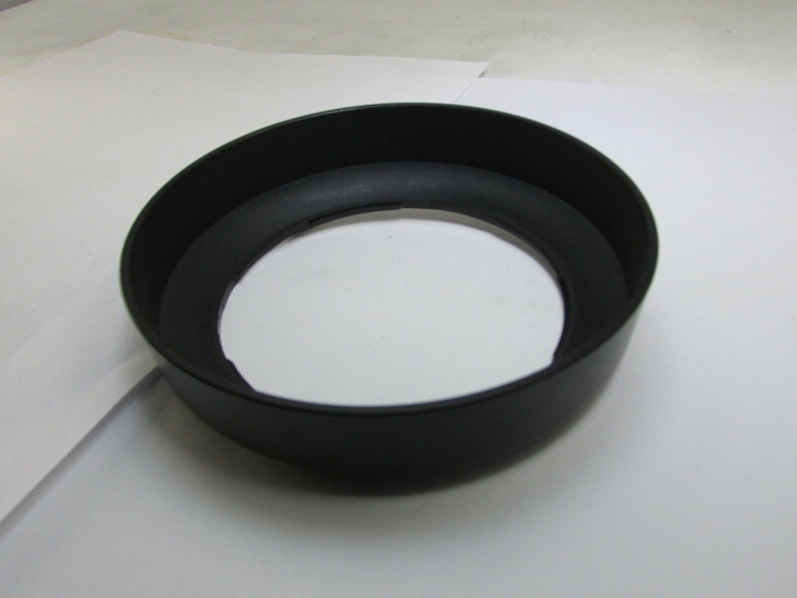 Lens Hood Shade adapter  twist on type for  WIDE-ANGLE 75mm ID for 72mm rim