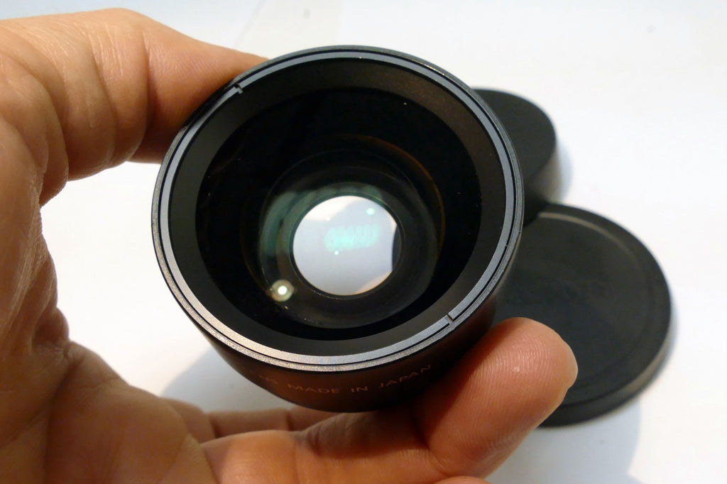 Canon WIDE Conversion Lens  WC-DC52 0.7X AUX
