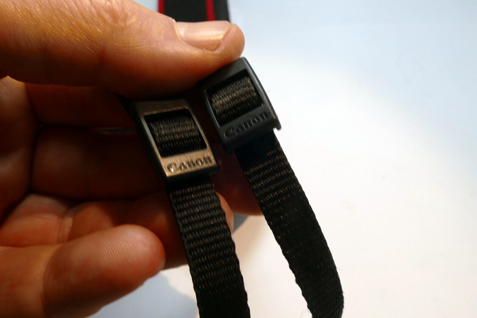 Canon EOS 6D Camera Shoulder Neck Strap Black 4cm wide -  Genuine OEM