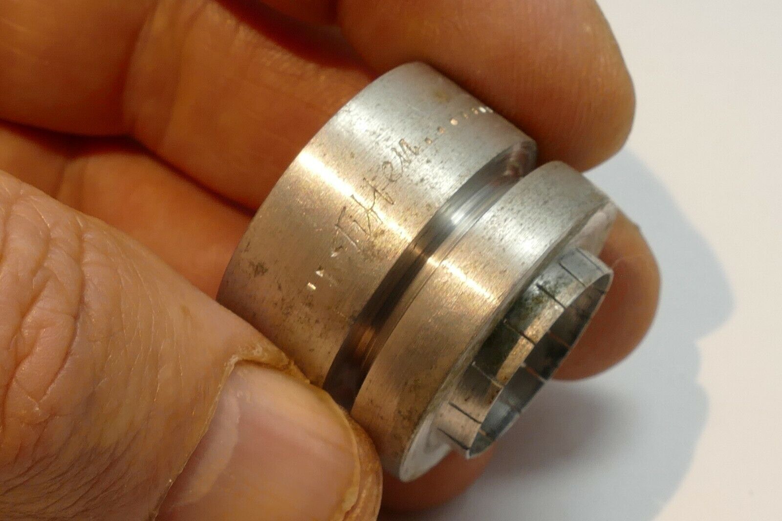 18mm ID slip on to 23mm E  threaded filter holder  Tiffen series # C IV Hood