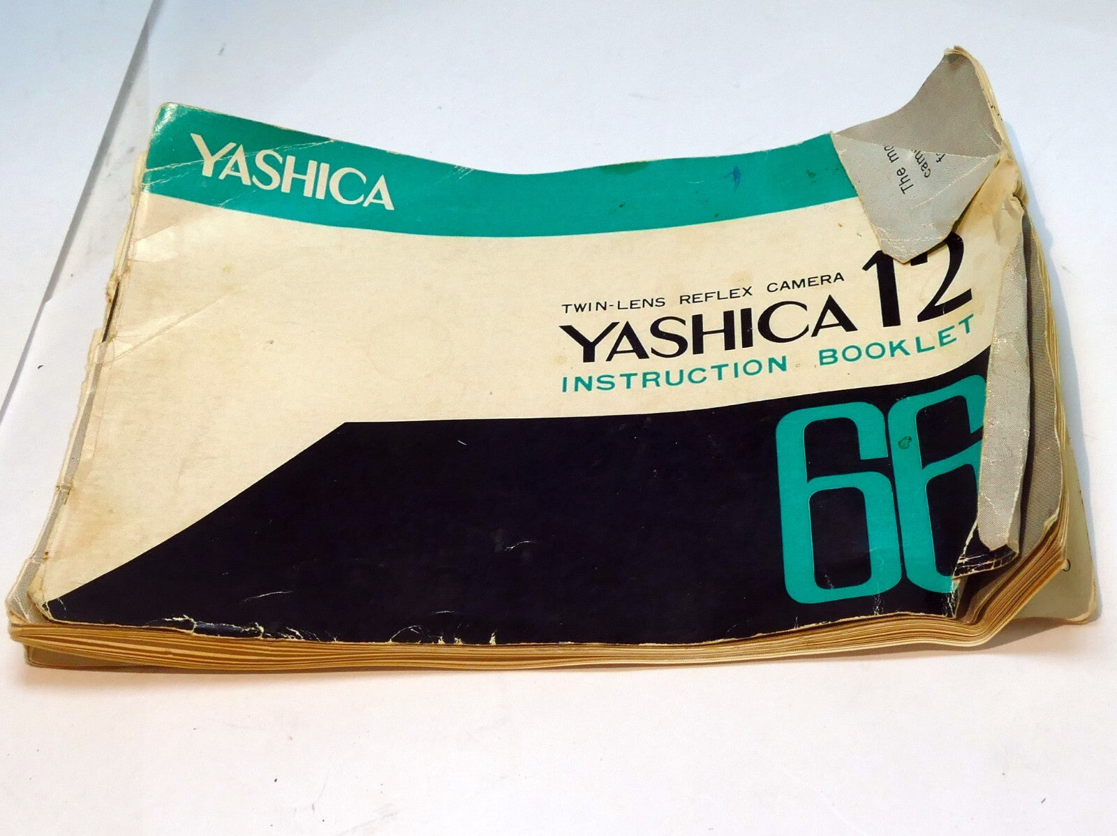 Yashica TLR 12 Camera guide manual  Booklet 66 vintage 6X6