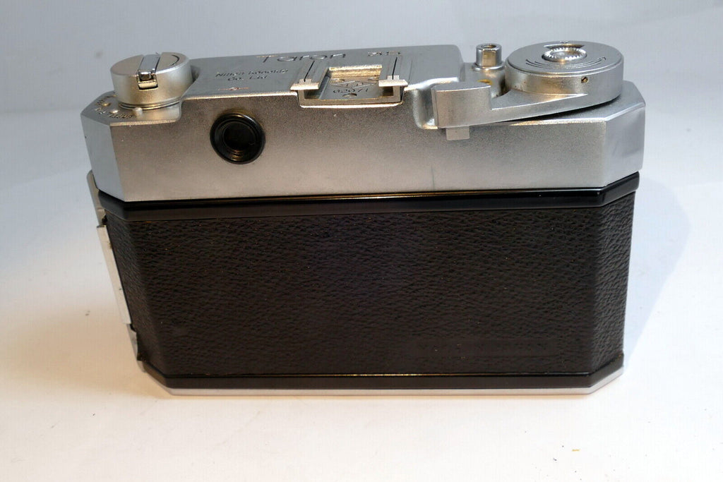 Taron 35 camera with Tomioka Lausar 4.5cm f2.8 Lens rangefinder EP Nihon Kossoki