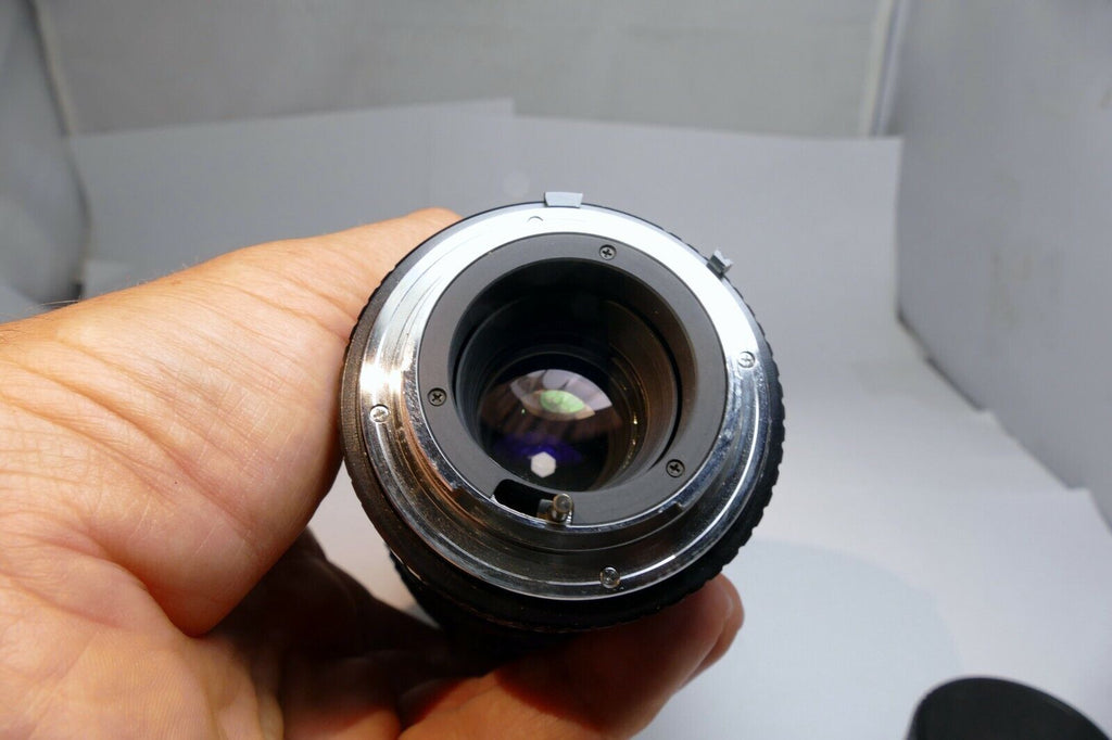Albinar ADG 80-200mm f3.9 Minolta MD lens mount telephoto  manual focus zoom