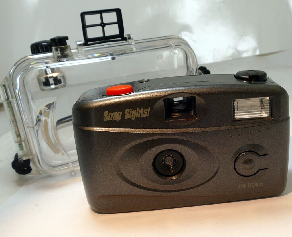 Scuba Diving Underwater 35mm Film Camera Waterproof to 100 Feet Reusable w/Flash