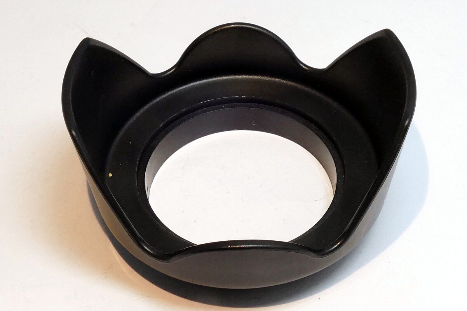 52mm Shade Lens Hood for  50mm f1.8 or  f1.4 lenses