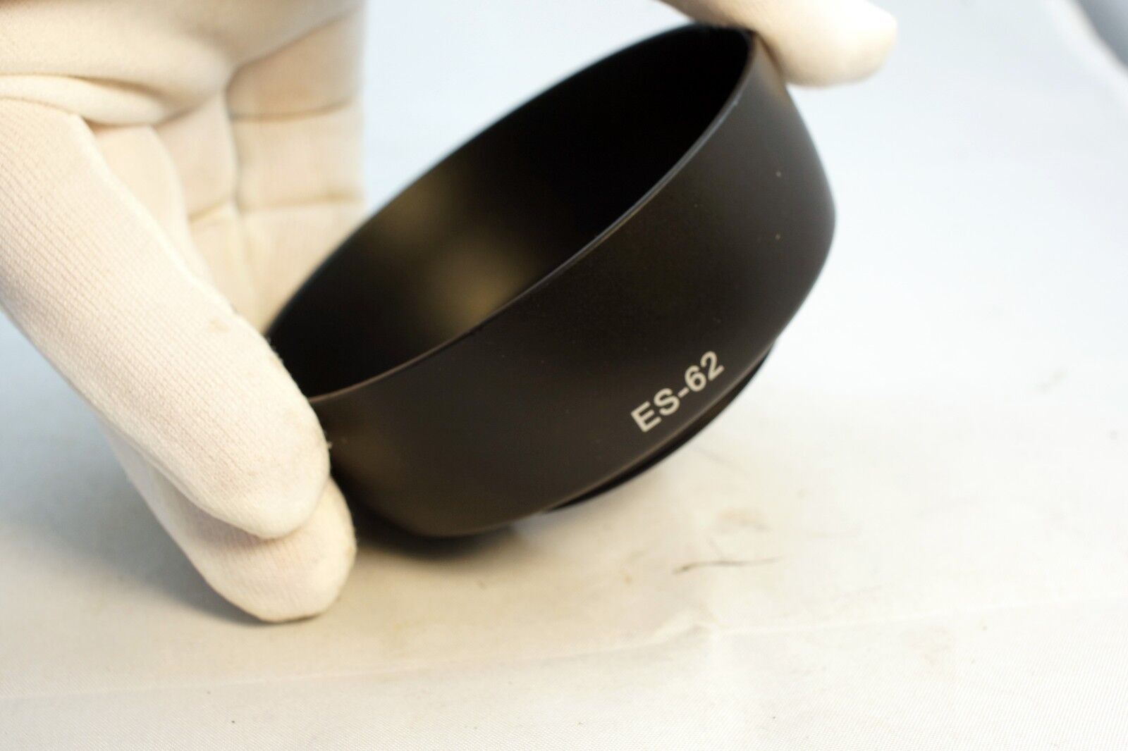 Aftermarket ES-62 52mm Lens hood lens screw in for 50mm f1.8 EF II FD threaded