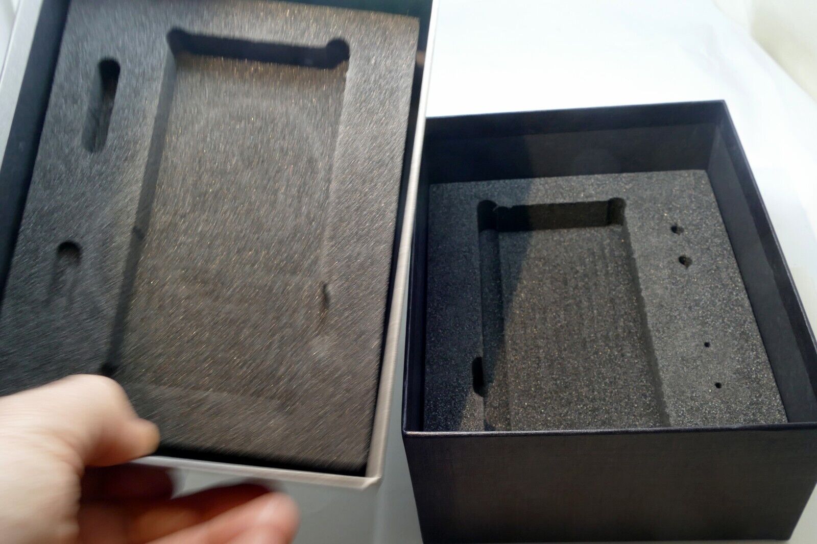 Empty Box for Leica Delux series camera point and shoot